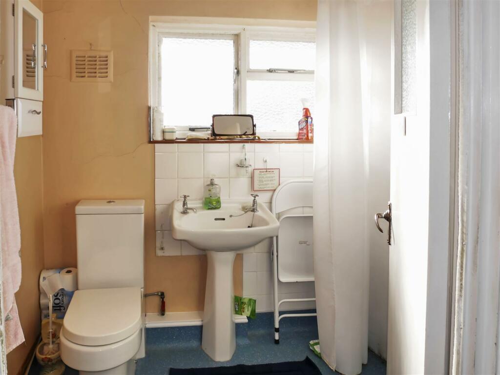 Additional property image - Belloc Road, Wick, Littlehampton