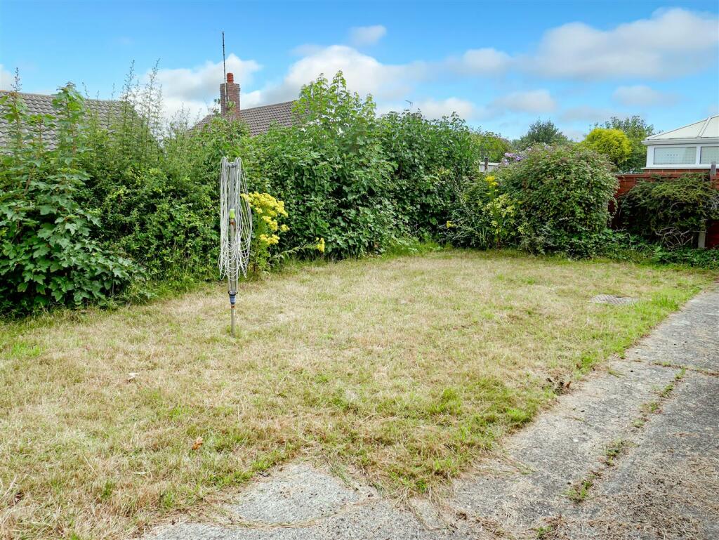 Additional property image - Parham Close, Littlehampton
