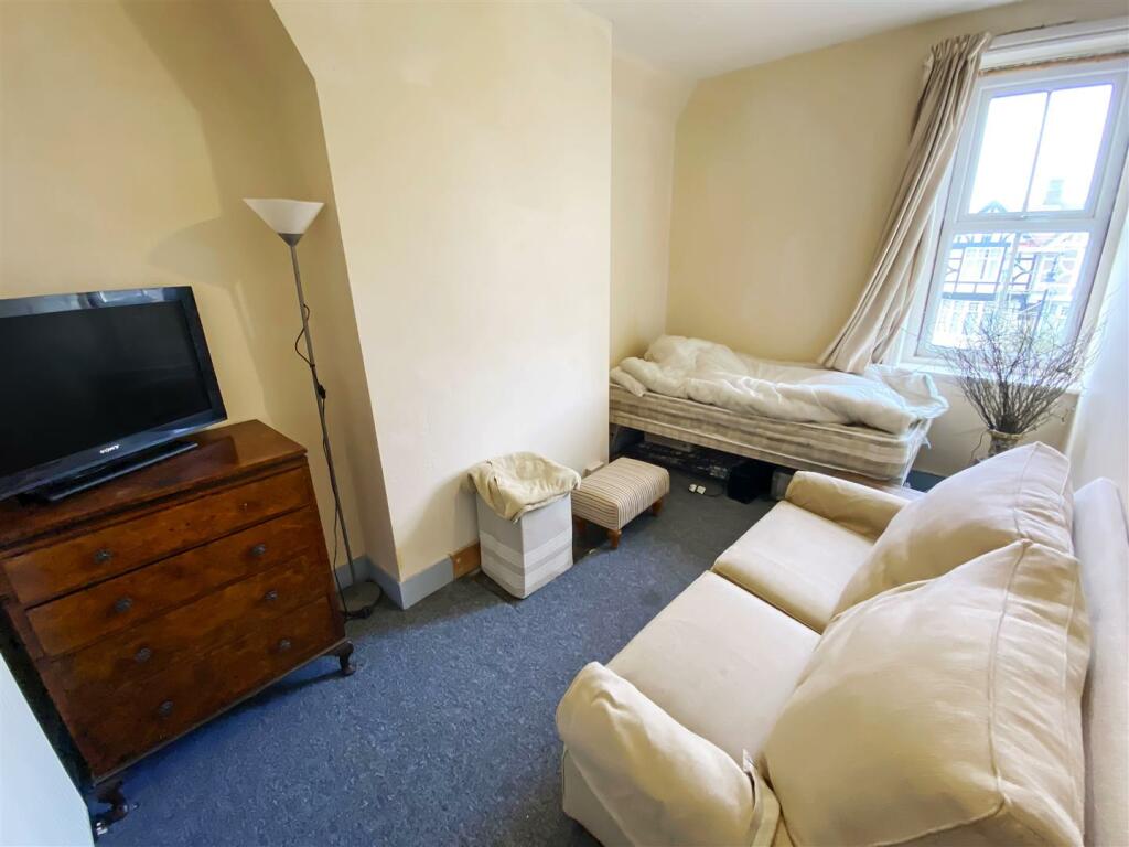 Additional property image - Norfolk Road, Littlehampton