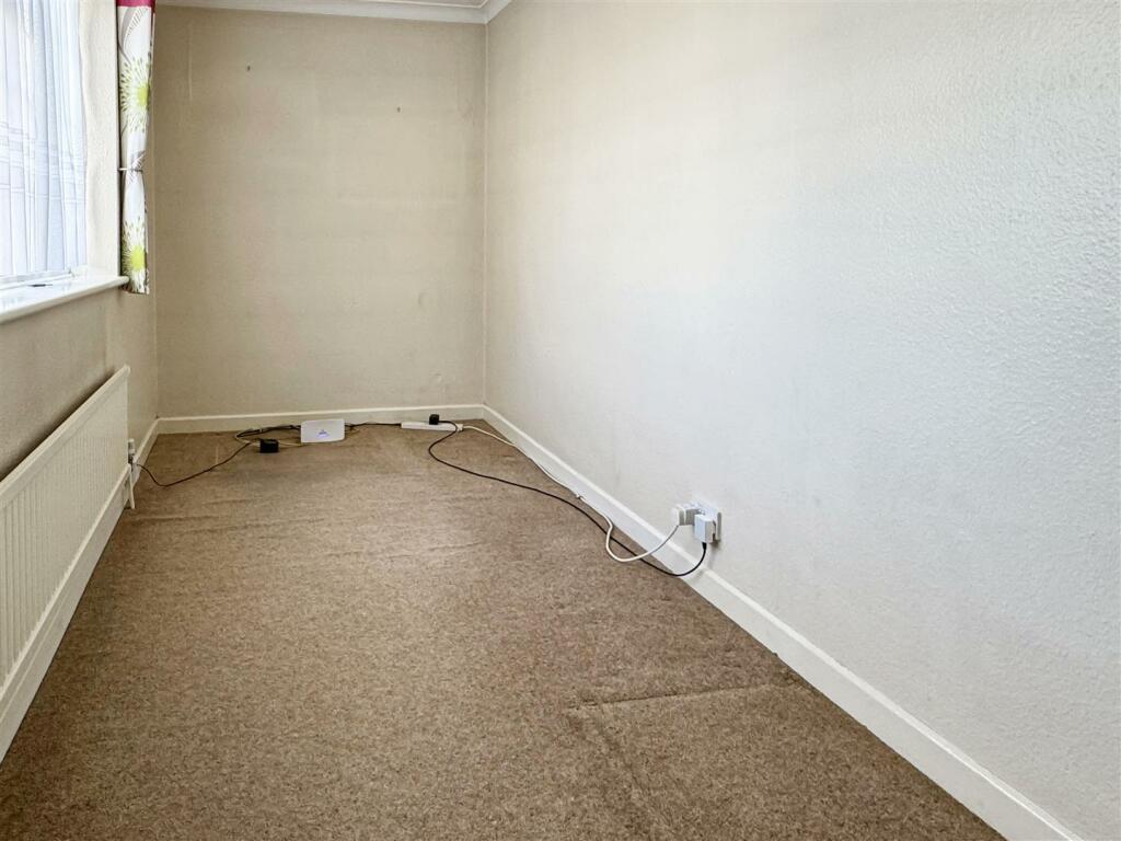 Additional property image - Beaconsfield Road, Littlehampton