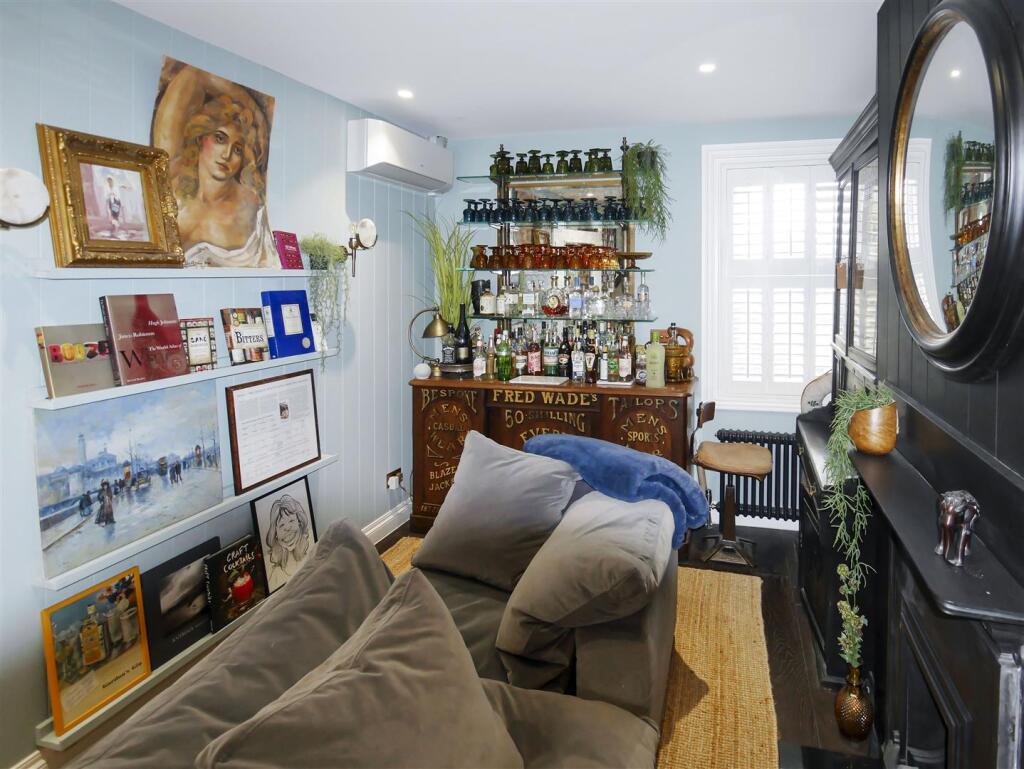 Additional property image - Pier Road, Littlehampton