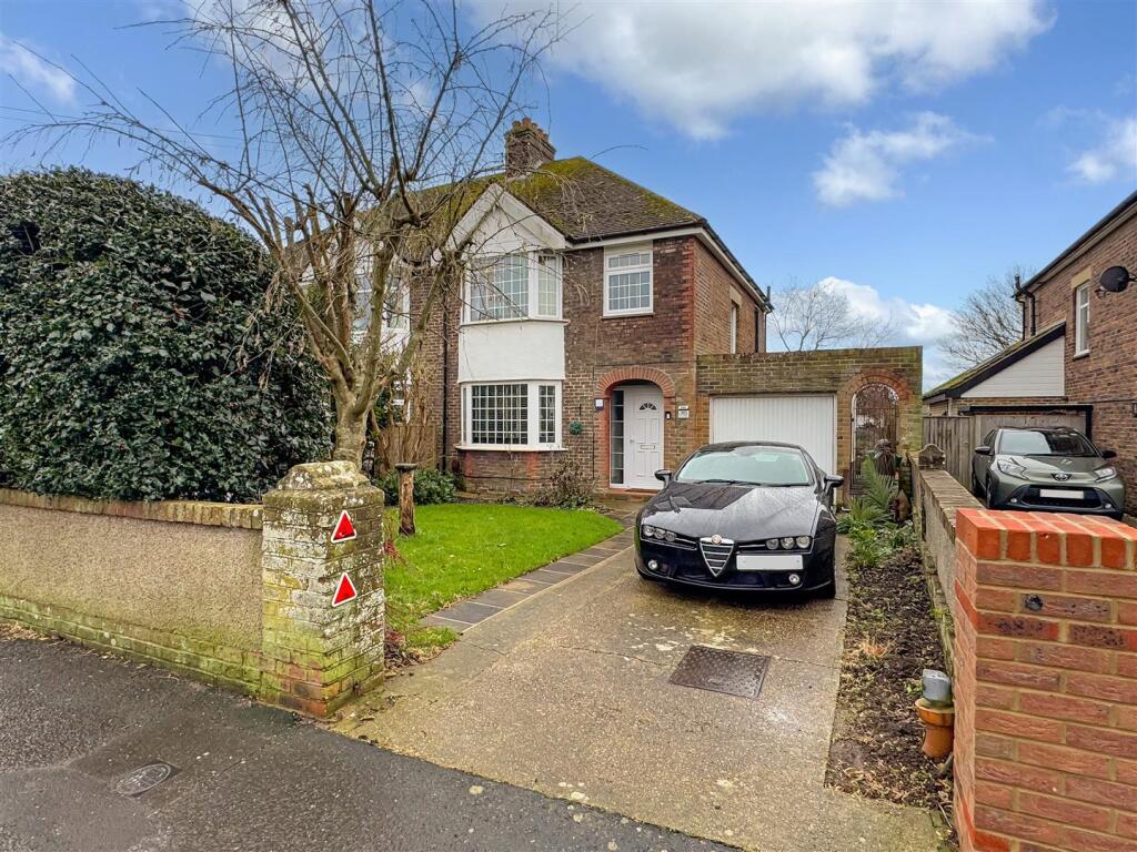 Main image of property: Cornwall Road, Littlehampton