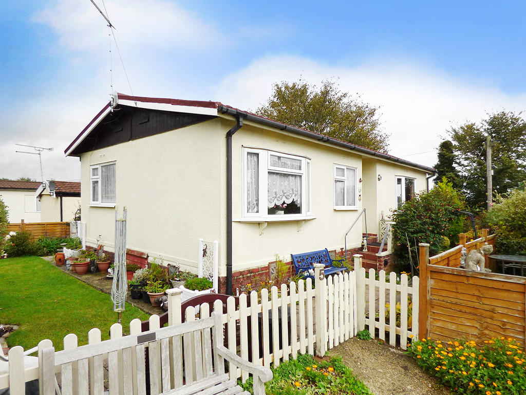 2 bedroom park home for sale in Longacre Park, Maypole Lane, Yapton, BN18