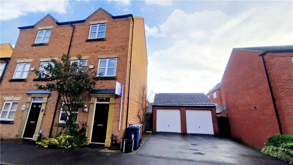 3 bedroom end of terrace house for sale in Coral Close, Derby, Derbyshire, DE24