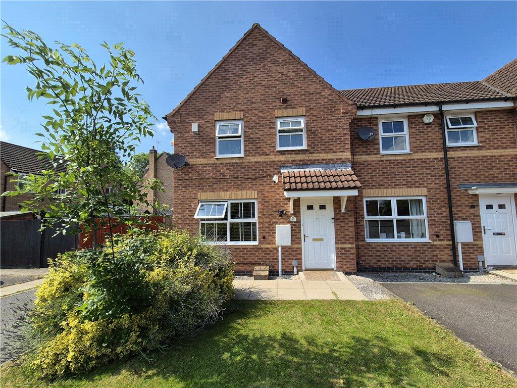 3 bedroom town house for sale in Kildrummy Close, Chellaston, Derby, DE73