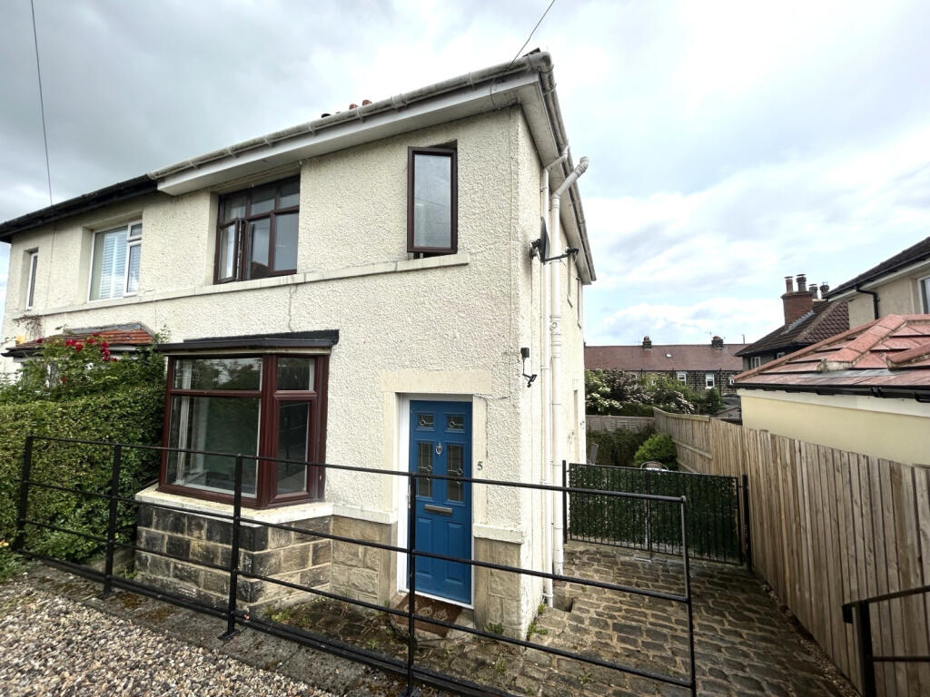 Main image of property: 5 Manor Gardens, Pool In Wharfedale LS21 1NB