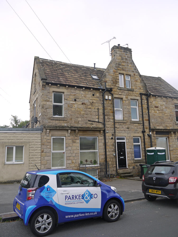 Main image of property: 3 Dibb Lane, Yeadon LS19 7HY