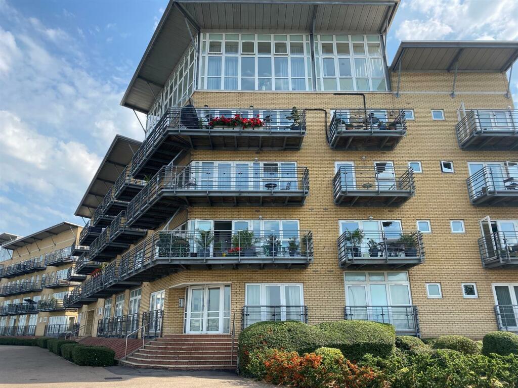 Main image of property: Lightermans Way, Ingress Park, Greenhithe, DA9 9FH