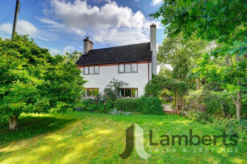 3 bedroom detached house for sale in Moat Cottage, Astwood Lane