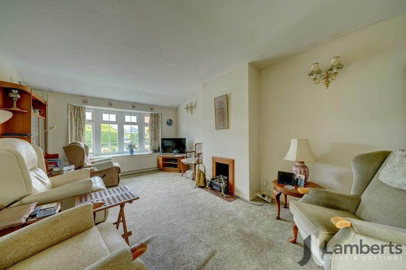Additional property image - Holt Gardens, Studley