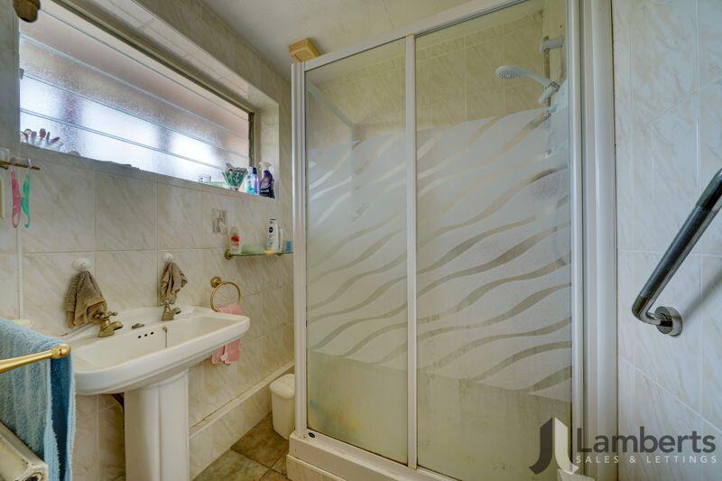 Additional property image - Holt Gardens, Studley