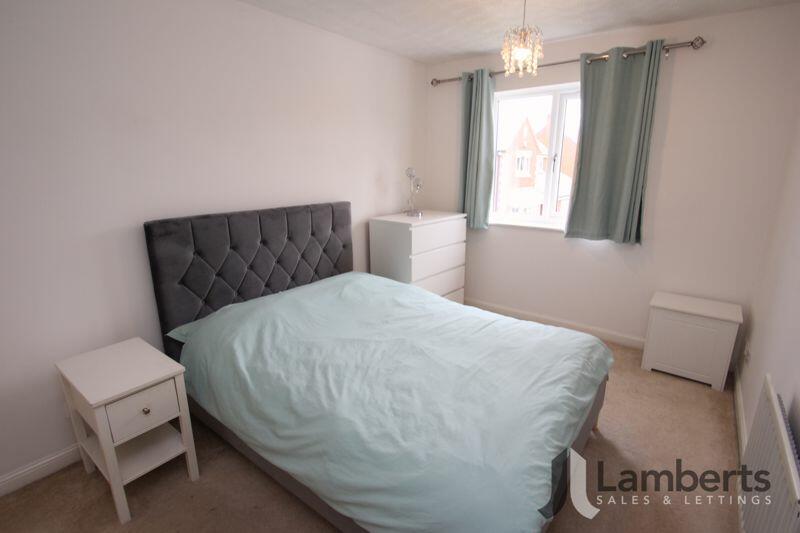 Additional property image - The Covers, Studley