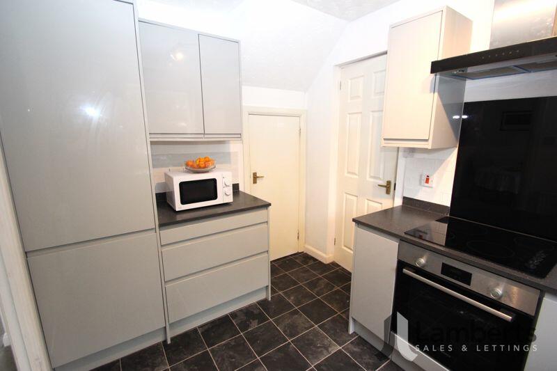 Additional property image - The Covers, Studley