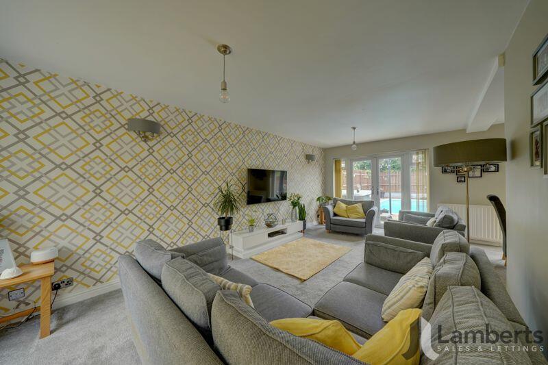 Additional property image - Eastnor Close, Southcrest, Redditch