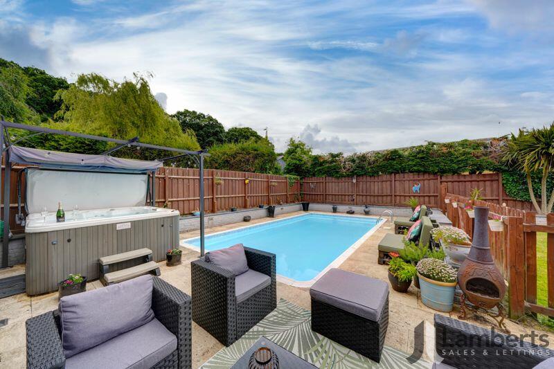 Additional property image - Eastnor Close, Southcrest, Redditch