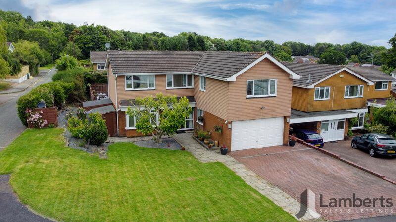 Additional property image - Eastnor Close, Southcrest, Redditch
