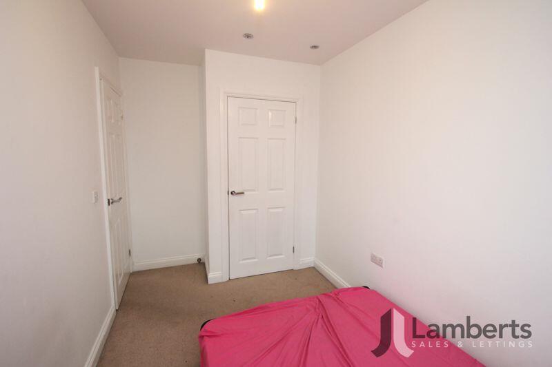 Additional property image - Oakenshaw Road, Greenlands, Redditch