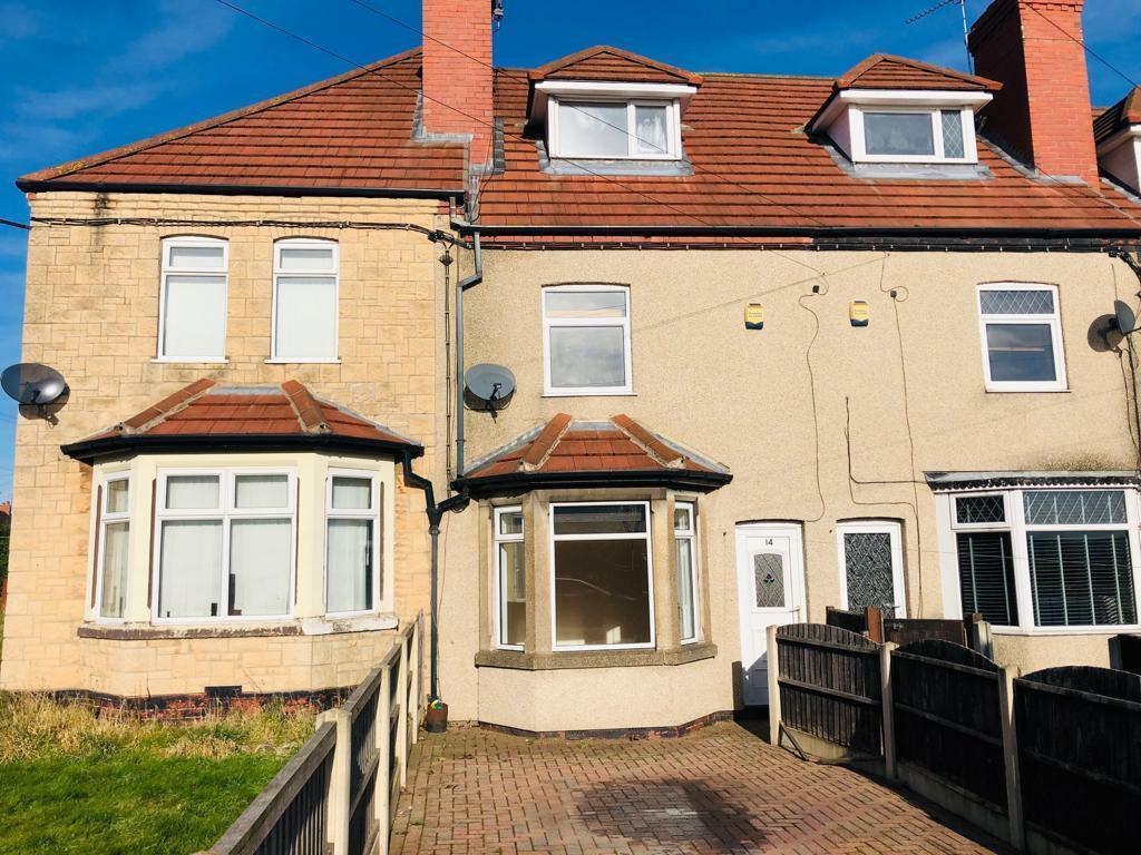 3 bedroom terraced house for rent in Acreage Lane, Shirebrook