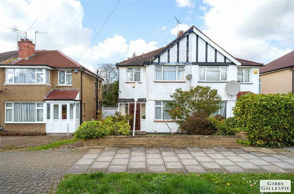 3 bedroom semidetached house for sale in Twyford Road, Harrow