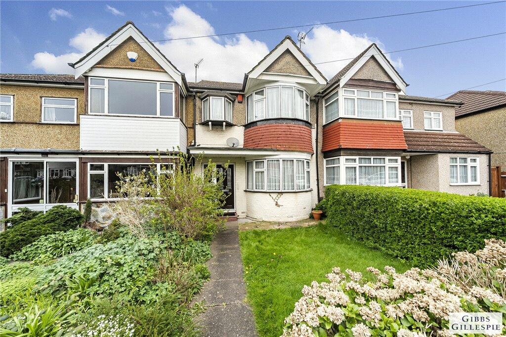 3 bedroom terraced house for sale in Yeading Avenue, Harrow, Middlesex, HA2