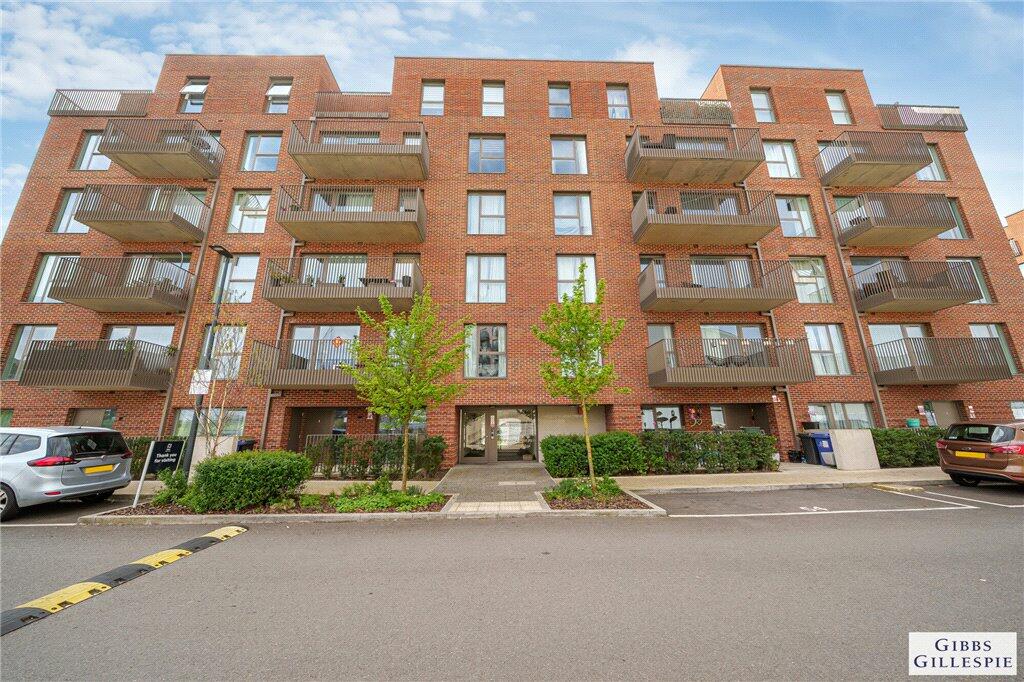 1 bedroom apartment for sale in Hazeview Apartments, Hargrave Drive