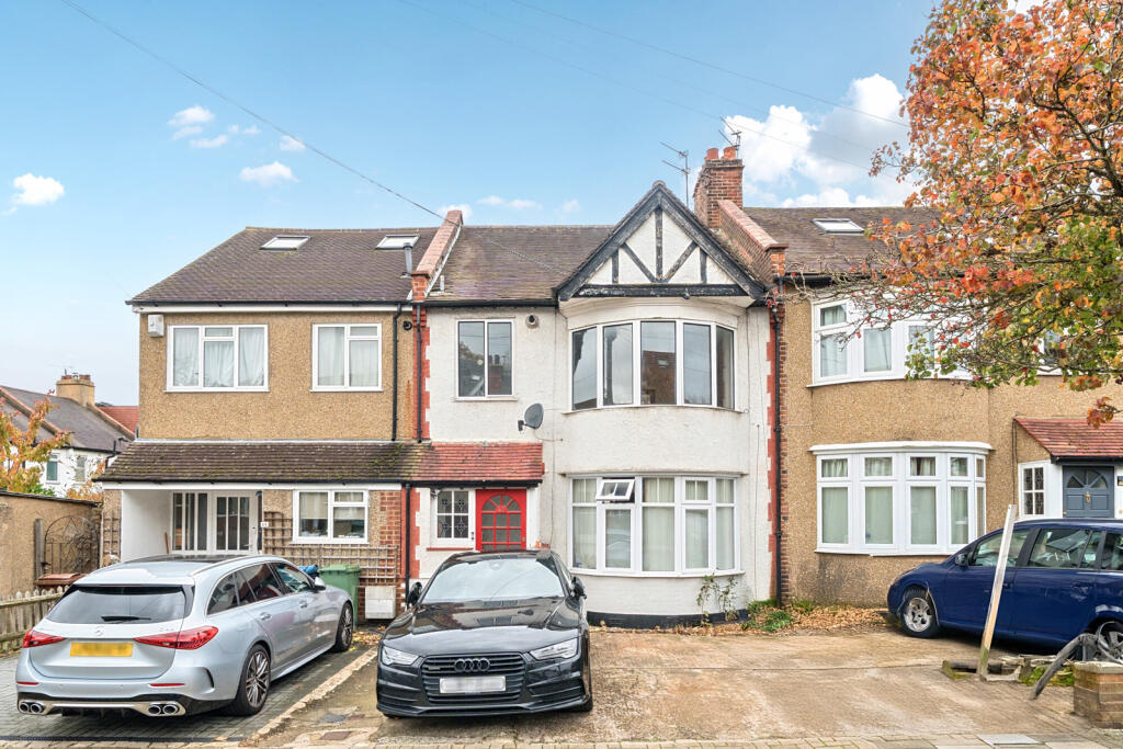 Main image of property: 42A Beresford Road, Harrow, Middlesex