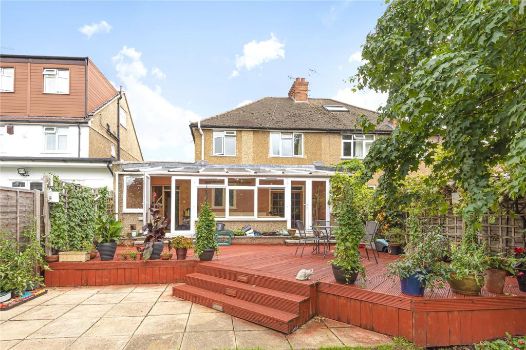 4 bedroom semidetached house for sale in Parkfield Crescent, Harrow