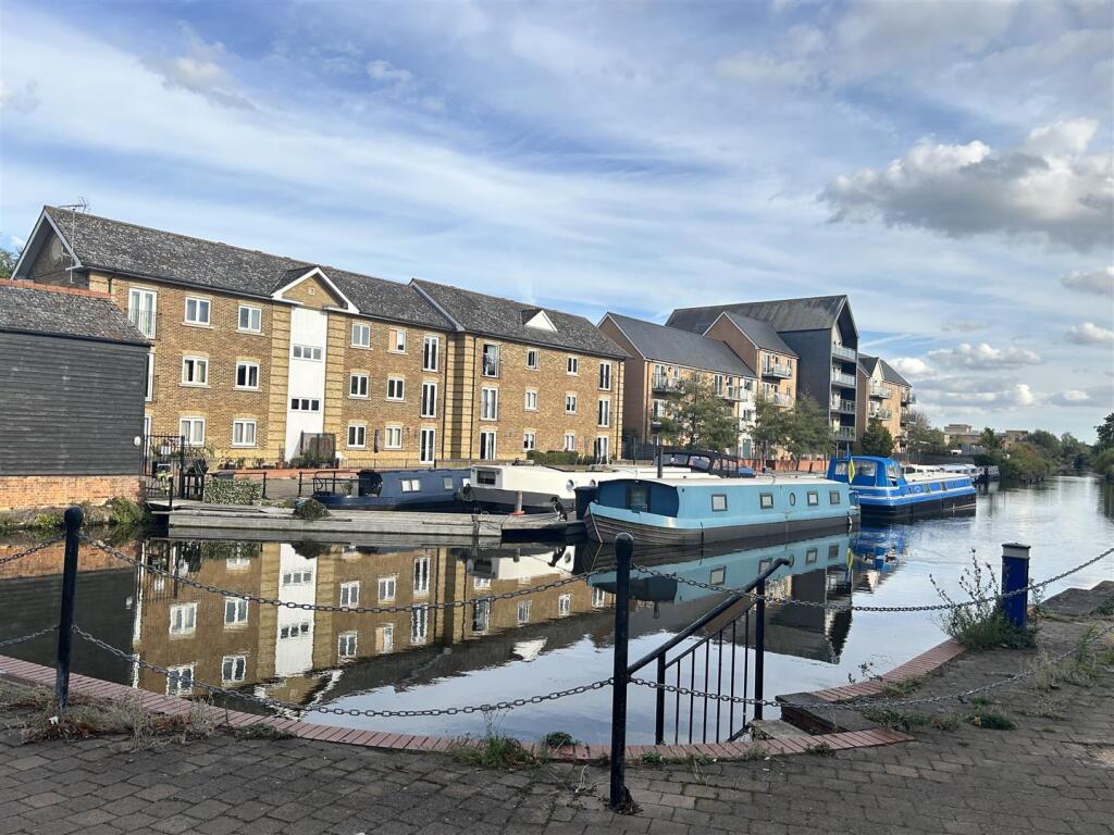 Main image of property: Springfield Basin, Wharf Road, Chelmsford