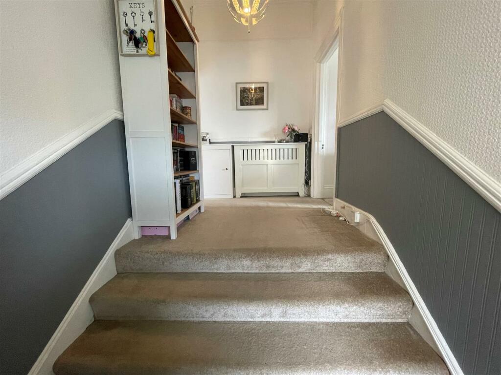 2 bedroom apartment for sale in Clarence Road, Shanklin, PO37