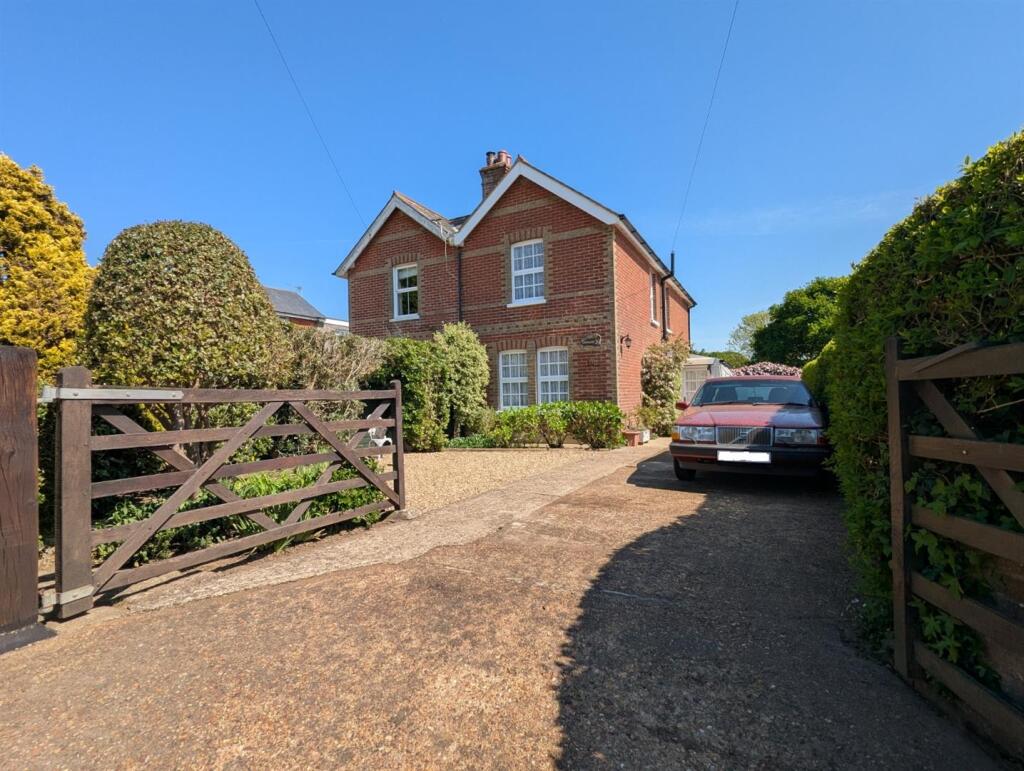 Main image of property: Ventnor Road, Apse Heath, Sandown