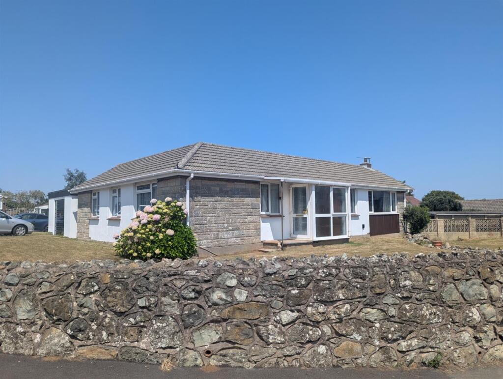 Main image of property: Sunnyhill Close, Lake