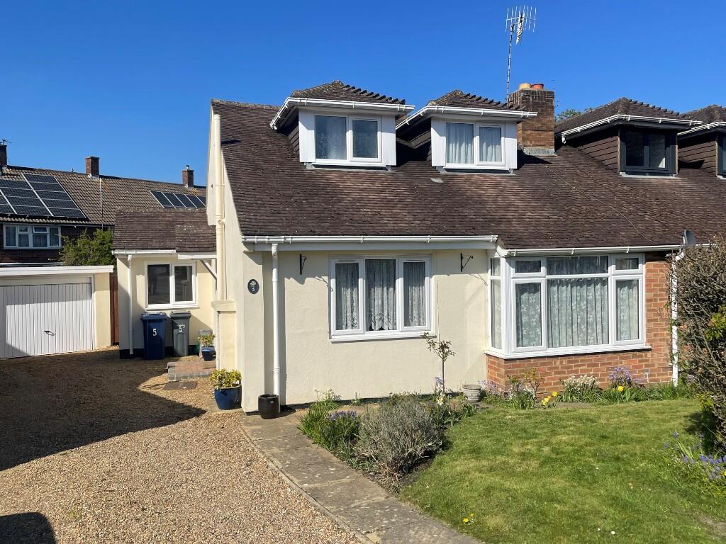 Main image of property: Malthouse Mead, Godalming, Surrey, GU8