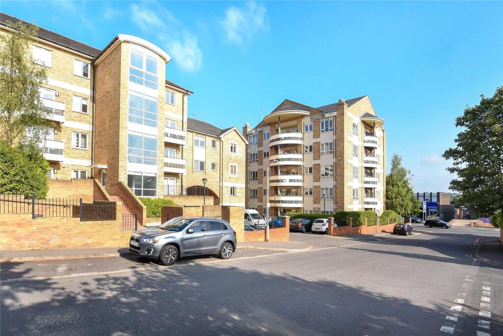 Main image of property: Branagh Court, Reading, Berkshire, RG30