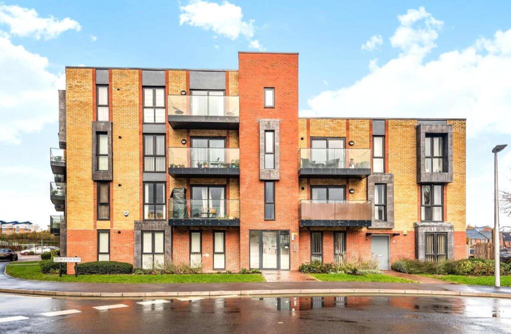 Main image of property: Oscar Wilde Road, Reading, Berkshire, RG1