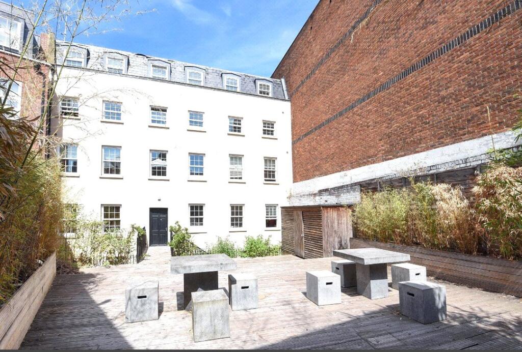 Main image of property: Kings Road, Reading, Berkshire, RG1