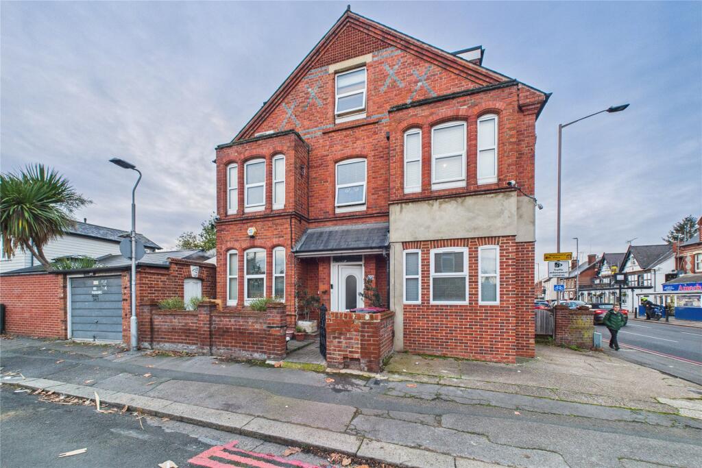 Main image of property: Oxford Road, Reading, Berkshire, RG30