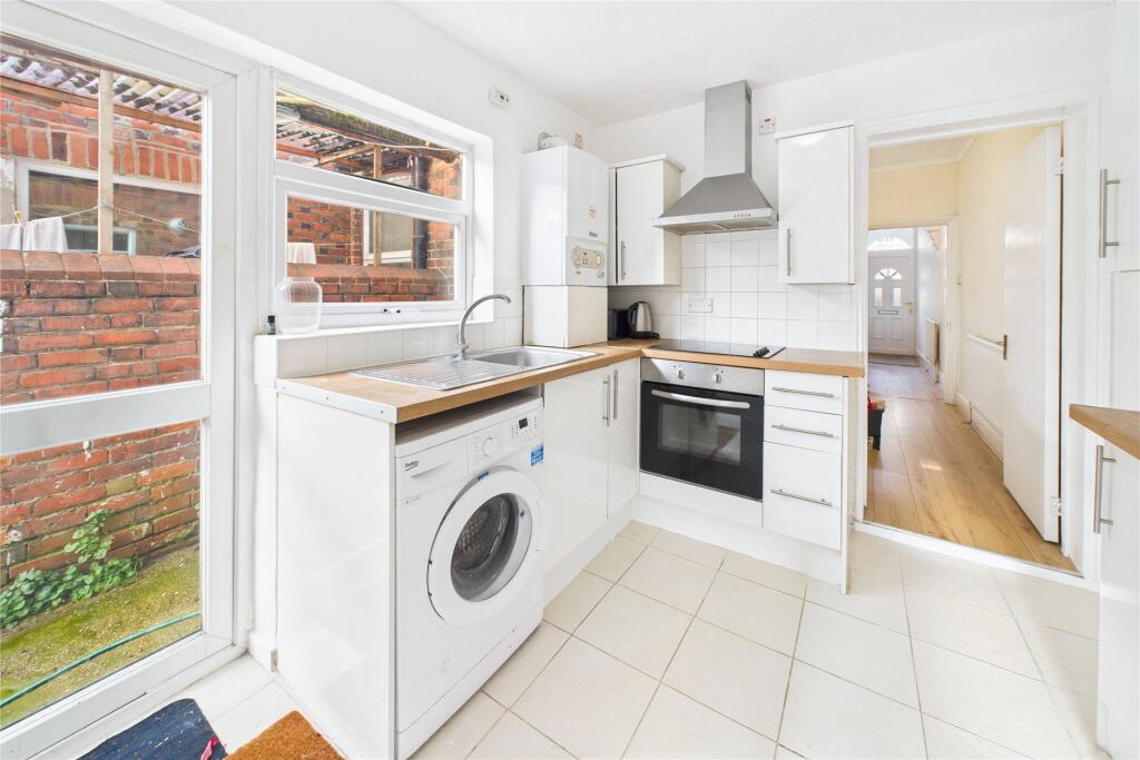 Main image of property: Radstock Road, Reading, Berkshire, RG1