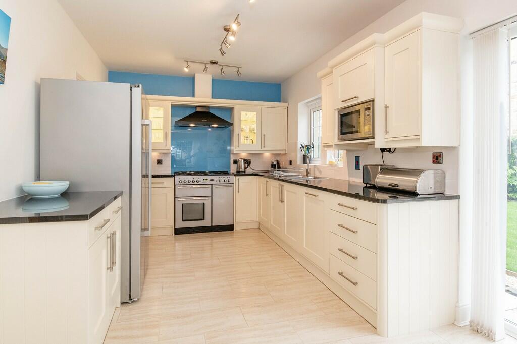 Additional property image - Lords Close, Giggleswick, BD24
