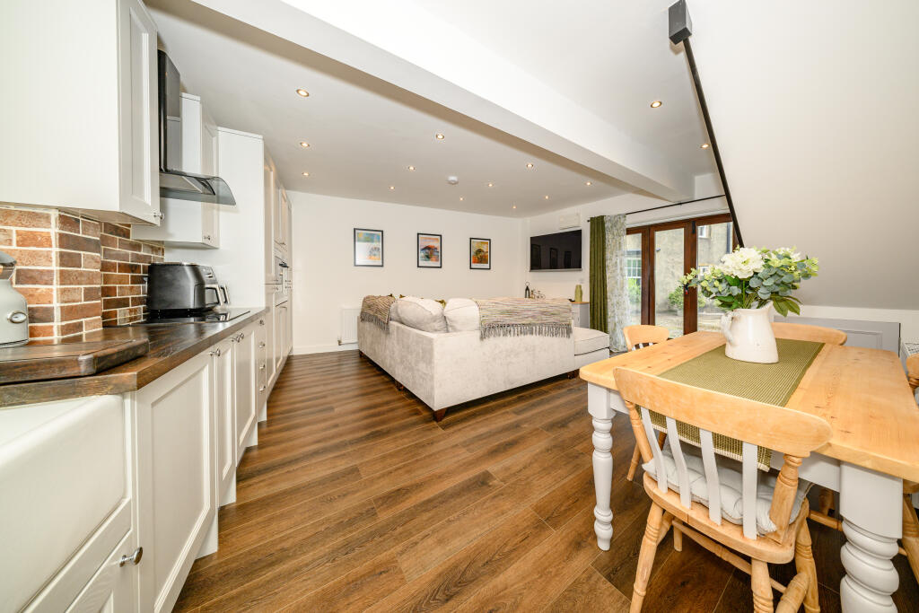 Additional property image - Coachmans Cottages, Settle, North Yorkshire, BD24