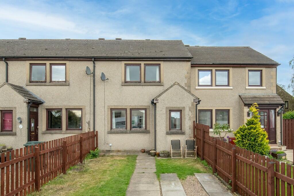 2 bedroom terraced house for sale in Ribblesdale Court, BD23