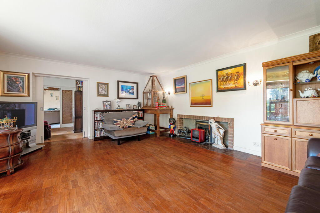 Additional property image - Biggin Hall Lane Thurlaston, Rugby, CV23 9LD