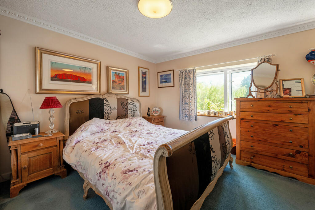 Additional property image - Biggin Hall Lane Thurlaston, Rugby, CV23 9LD
