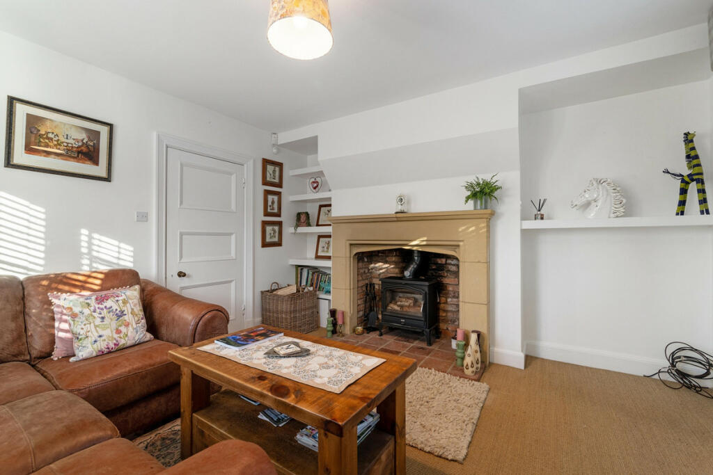 Additional property image - Rugby Road, Rugby, Dunchurch CV22 6PL