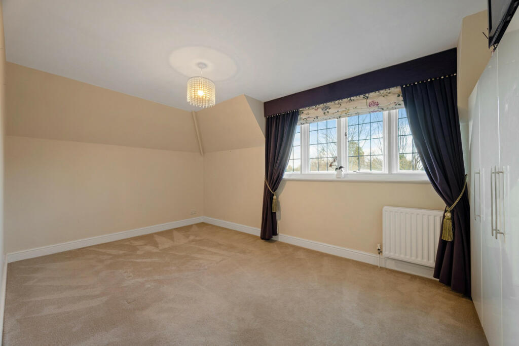 Additional property image - Rugby Road, Rugby, Dunchurch CV22 6PL