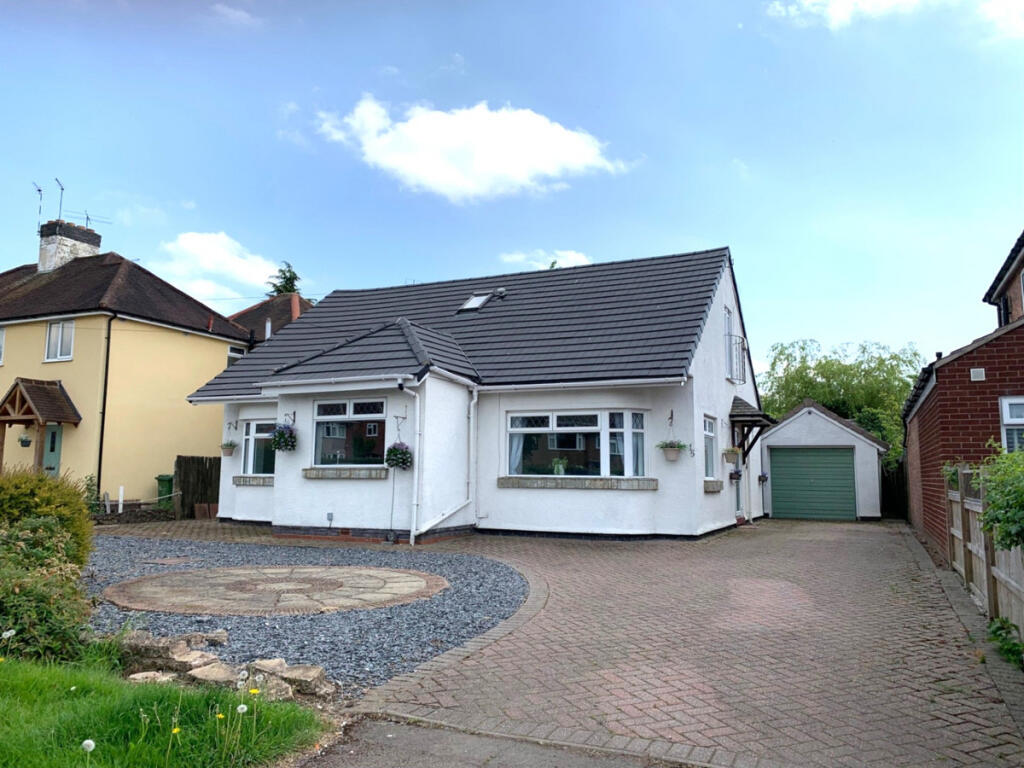 Main image of property: Ashlawn Road, Rugby, Warwickshire CV22 5ET