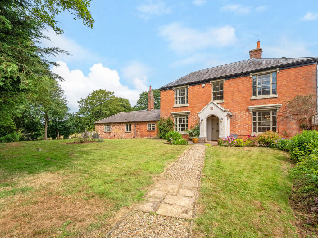 Main image of property: Manor Road, Staverton, Northamptonshire NN11 6JD