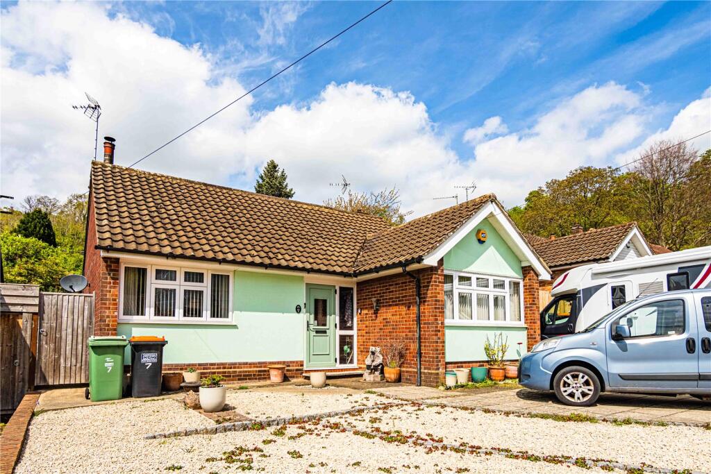 Main image of property: Castle Close, Totternhoe, Central Bedfordshire, LU6