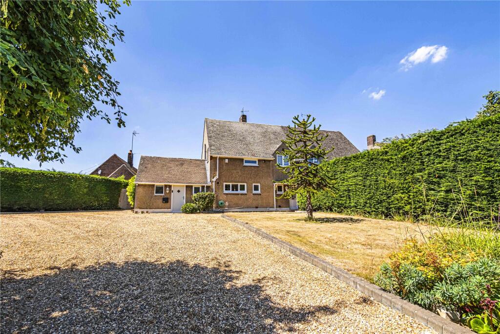 Main image of property: Totternhoe Road, Eaton Bray, Dunstable, Central Bedfordshire, LU6