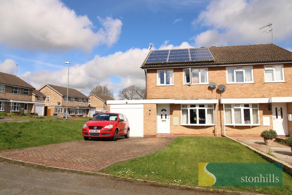 3 bedroom semidetached house for sale in Coldstream Close Daventry