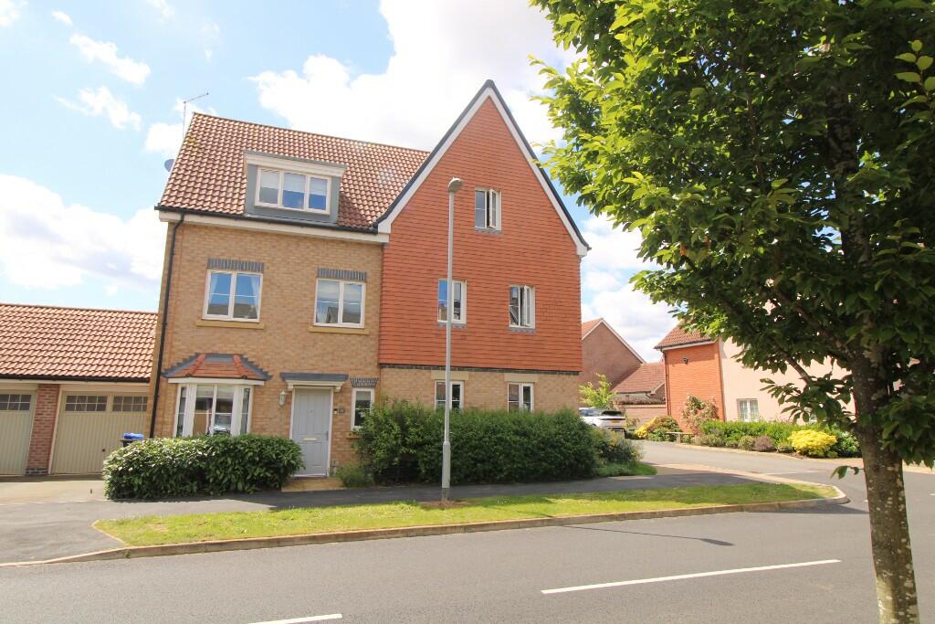 3 bedroom semidetached house for sale in Abbotsbury Drive Monksmoor